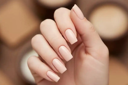 Gel polish 445 Flat white